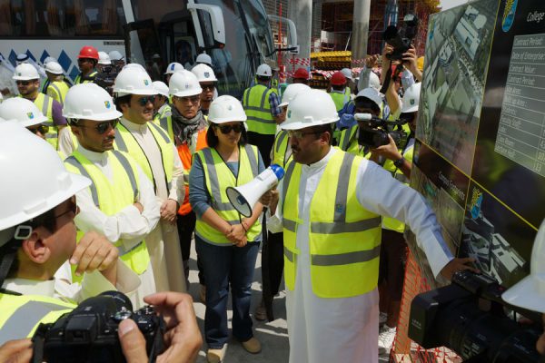 Marzouq Al-Ghanim Visits Sabah Al-Salem University