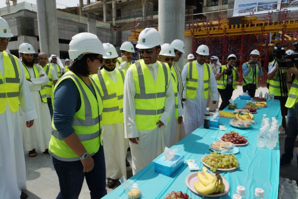 Marzouq Al-Ghanim Visits Sabah Al-Salem University